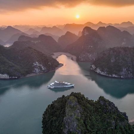 فندق Elite Of The Seas ها لونغ المظهر الخارجي الصورة